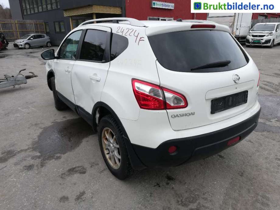 Støtfanger bak til Nissan Qashqai 2010-2014 (Type I, Fase 2)  (NISSAN|)