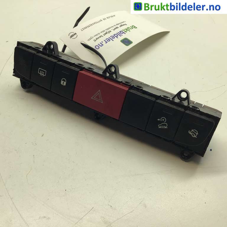 Bryter nødblink til Peugeot Boxer, 2014-->> (Type III, Fase 2) (PEUGEOT|16 369 072 80)