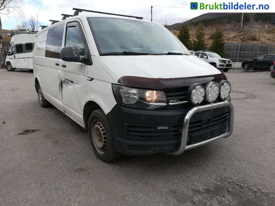 Frontlykt høyre halogen til VW Transporter / Caravelle, 2015-2019 (T6) (T6) (VOLKSWAGEN|)