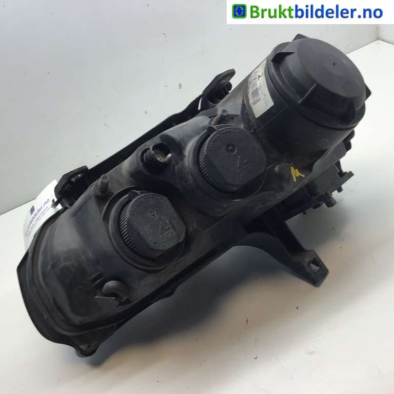 Frontlykt høyre xenon til Alfa Romeo 159 2005-2011  (ALFA ROMEO|60683987|4 284 099 99-00|)