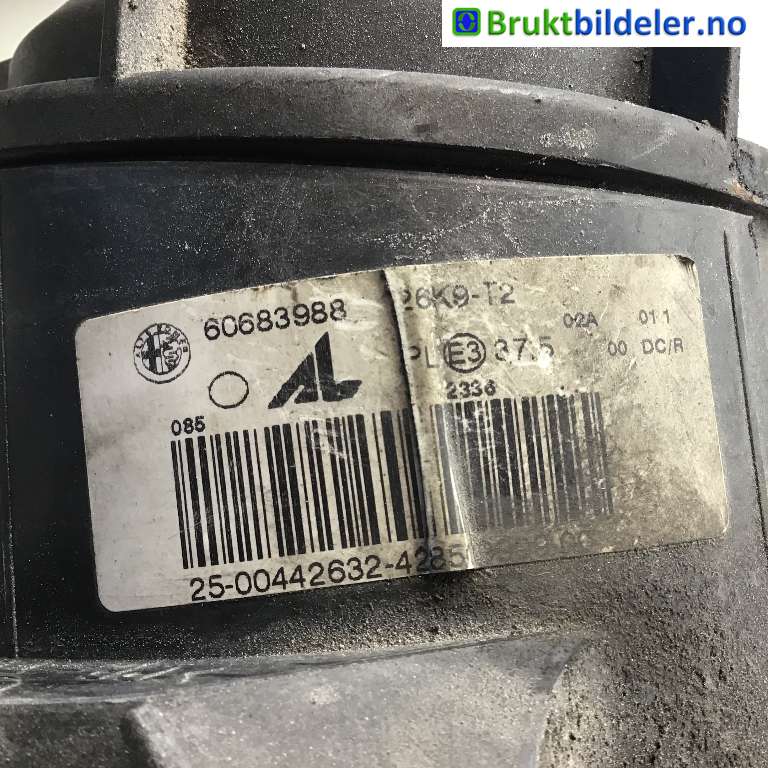 Frontlykt venstre halogen til Alfa Romeo 159 2005-2011 (ALFA ROMEO|60683988|4 285 099 99-00|)