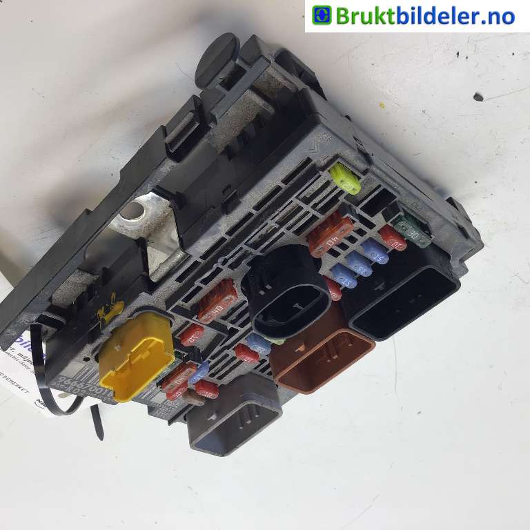 Sikringsboks til Peugeot 3008 2009-2016 (Type I)  (PEUGEOT|98 070 285 80|BSM-R02-0014/09/09|9666700180)