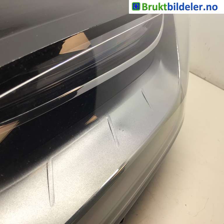 Frontlykt venstre halogen til Tesla Model X 2016-->> (TESLA|1034318-01-C|00197424-10-0000-1|)