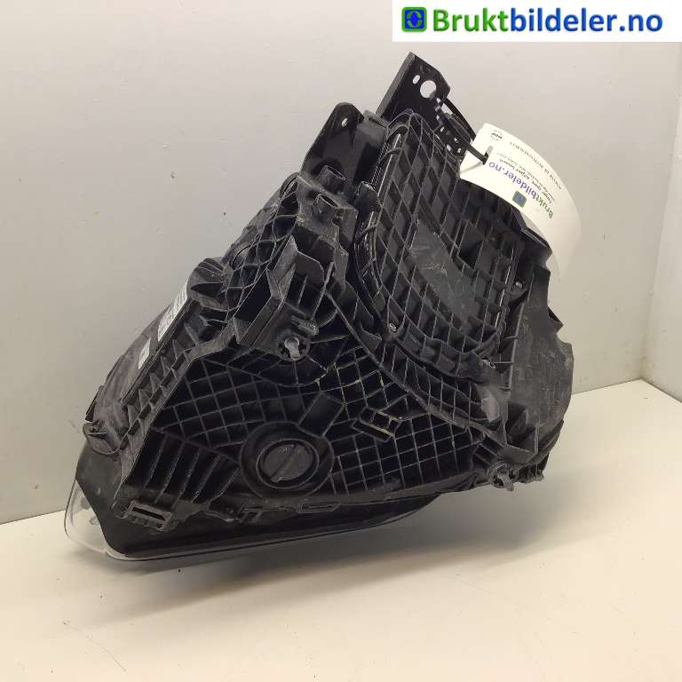 Frontlykt høyre halogen til Porsche Taycan 2019-->>  (PORSCHE|9J1 941 114 D|1140 H40 0004|9J1 941 060 E)