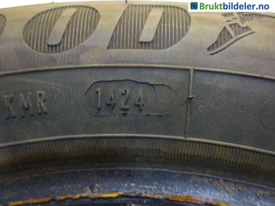 Dekk til Annet Dekk vinter pigg 0-->>  (GOODYEAR|)