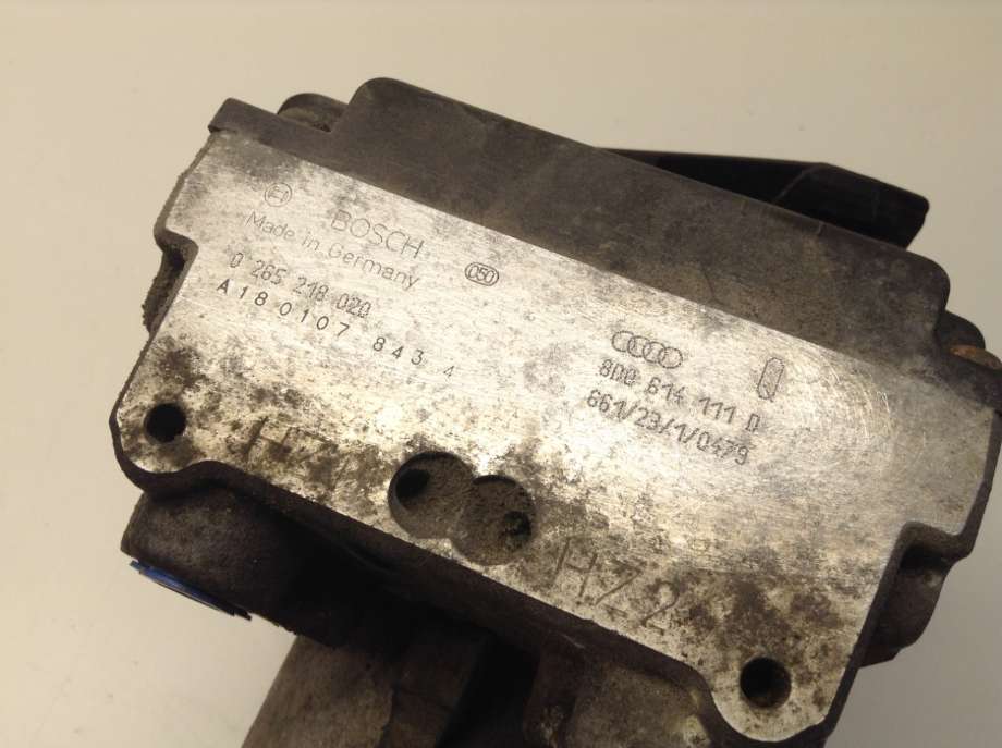 ABS sentral til Audi A8 1995-2002 (Type I)  (AUDI|8D0 614 11 D|0 265 218 020|)