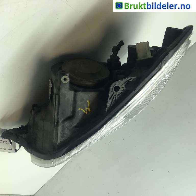 Frontlykt venstre halogen til Škoda Fabia 2007-2010 (Type II, Fase 1)  (SKODA|5J1 941 017 B|1ZV 247 025-09|5J1 941 015 B)
