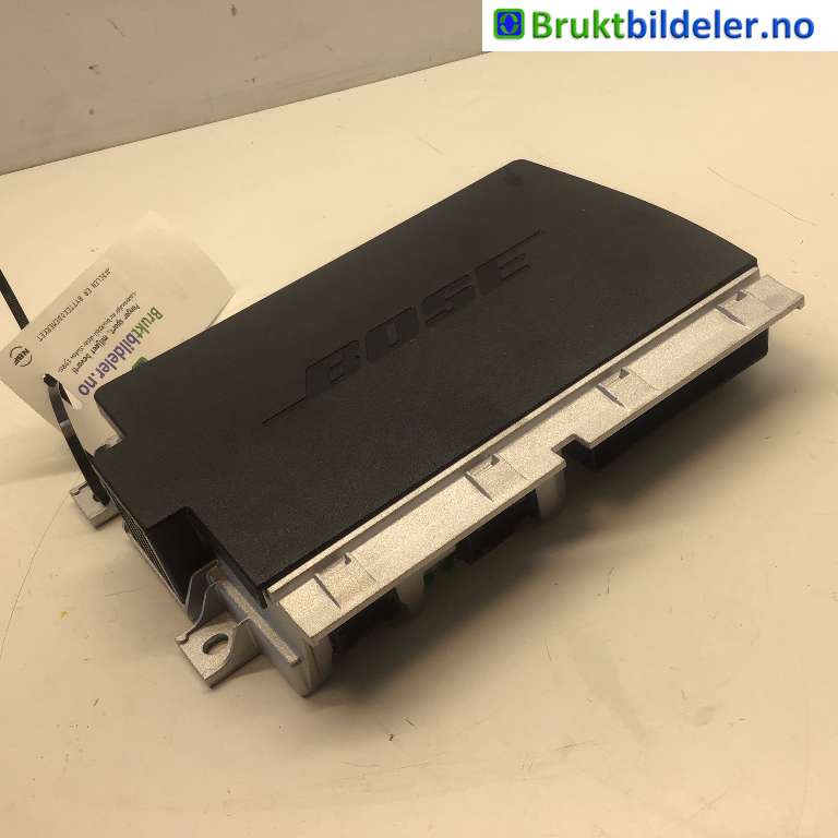 Bilstereo forsterker til Porsche Taycan 2019-->> (PORSCHE|9J1 035 223 D|814740-0030|)