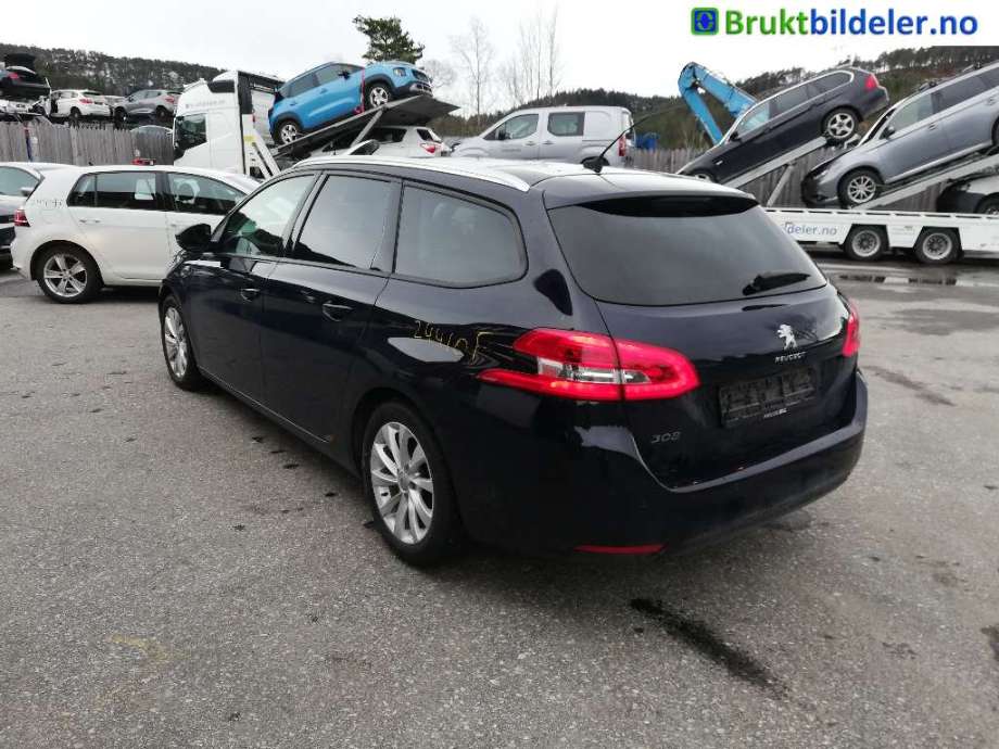 Støtfanger bak til Peugeot 308, 2013-2021 (Type II)  (PEUGEOT|)