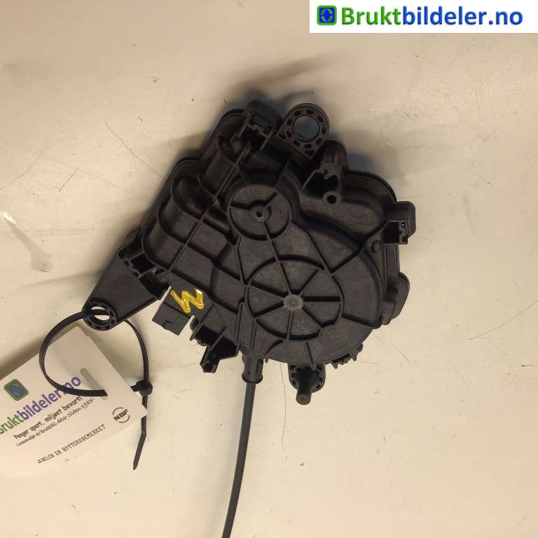 Sentrallås bakluke til BMW iX, 2021-->> (I20) (I20) (BMW  iX xDrive40|63 21 7 216 997)