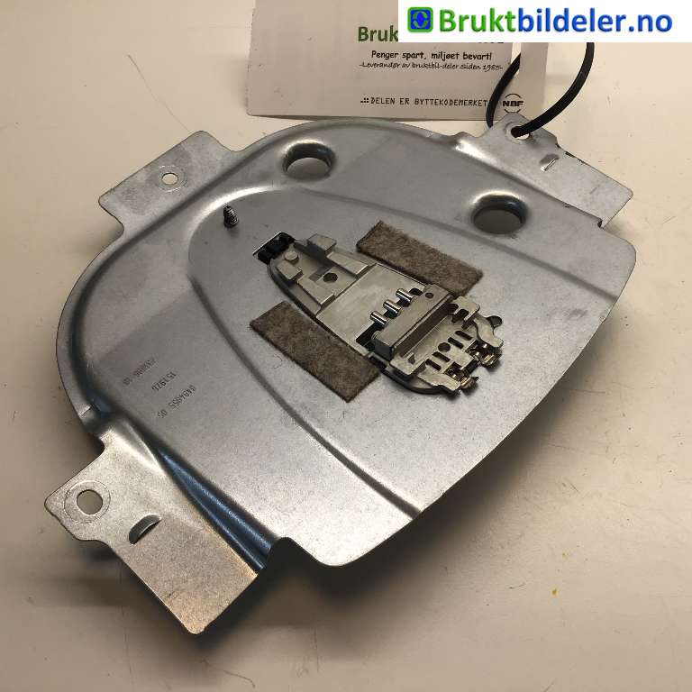 Antenne navigasjon til BMW iX 2021-->> (I20) (I20) (BMW  iX xDrive40|65 20 9 825 130|988708 11|)