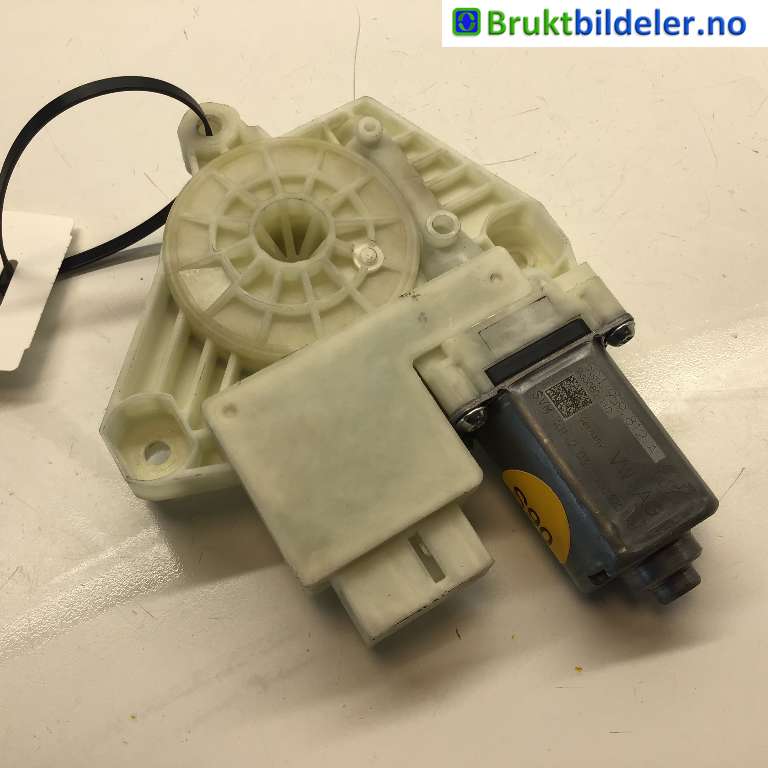 Ruteheis høyre bak til VW Golf VII 2012-2017 (Fase 1)  (VOLKSWAGEN|5Q4 959 812 A|A63080-110|)