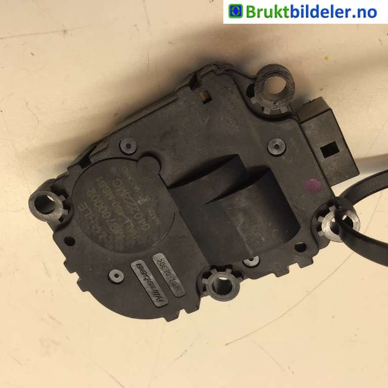 Diverse deler til BMW iX 2021-->> (I20) (I20) (BMW  iX xDrive40|HALL-480-MBB1|MB700002|040222MC)