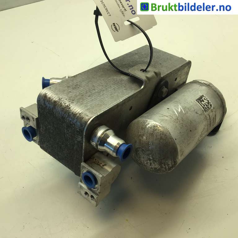Aircondition radiator til BMW iX, 2021-->> (I20) (I20) (BMW  iX xDrive40|64 53 9 460 579)