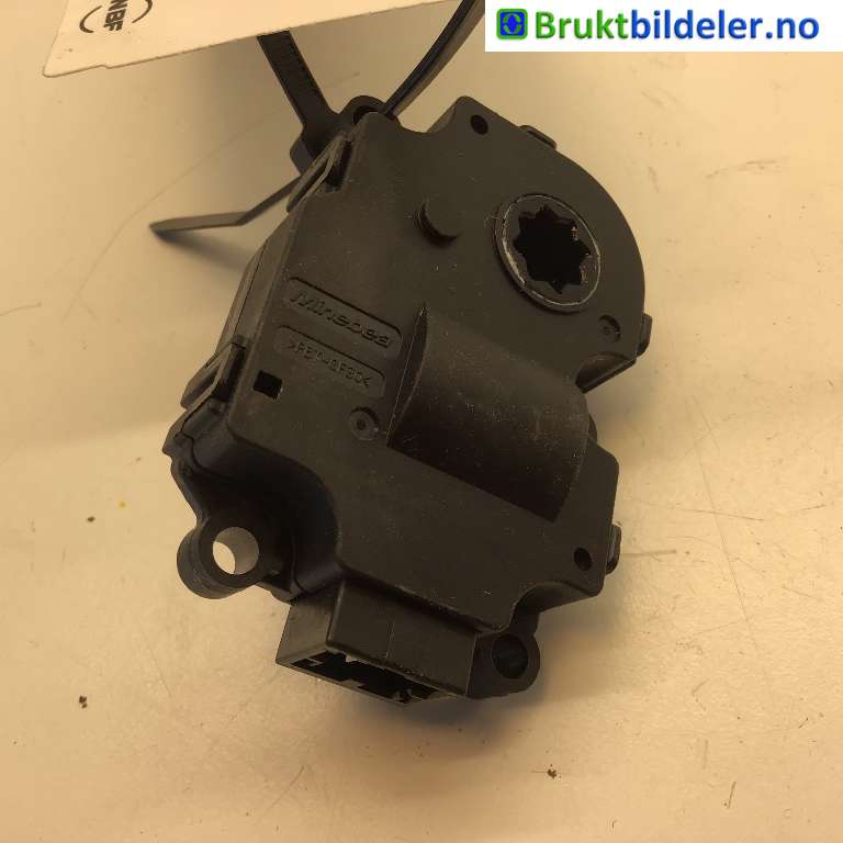 Diverse deler til BMW iX 2021-->> (I20) (I20) (BMW  iX xDrive40|HALL-480-MBB1|MB700002|030222MA)