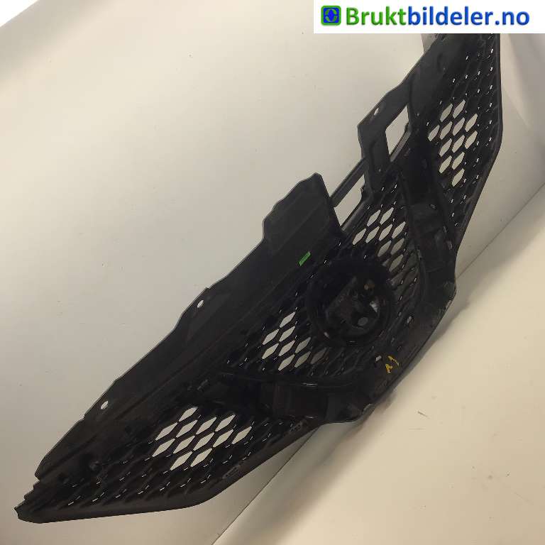 Grill til Nissan Qashqai 2014-2021 (Type II) (NISSAN|62310-4EA1D|)
