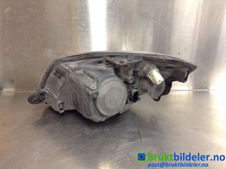Frontlykt høyre halogen til Škoda Fabia 2007-2010 (Type II, Fase 1)  (SKODA|)