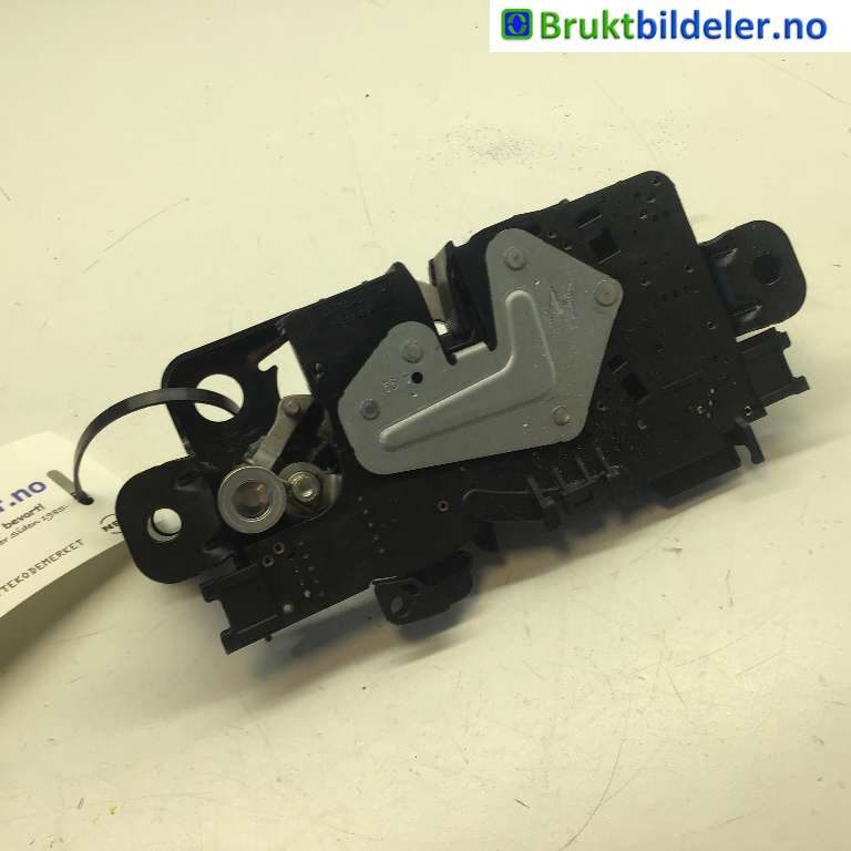 Baklukelås til BMW i4 2021-->> (G26) (G26) (BMW IX4|51 24 9 851 910|)