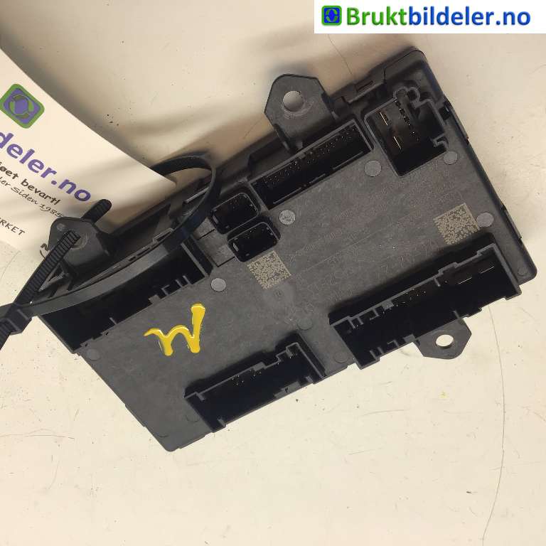Styreenhet dør venstre foran til BMW iX 2021-->> (I20) (I20) (BMW  iX xDrive40|61 35 5 A52 E13|A2C7692001500|)