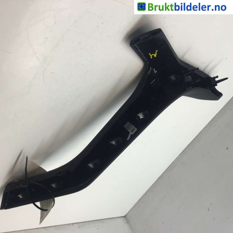Diverse deler til Porsche Taycan 2019-->>  (PORSCHE|9J1 857 007 D|)