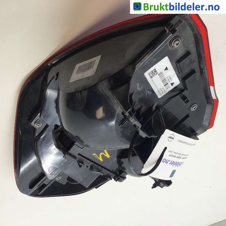 Baklykt venstre til BMW 2-Serie 2014-2021 (F22/F23) (F22/F23) (BMW|63 21 7 311 029|63010105|)