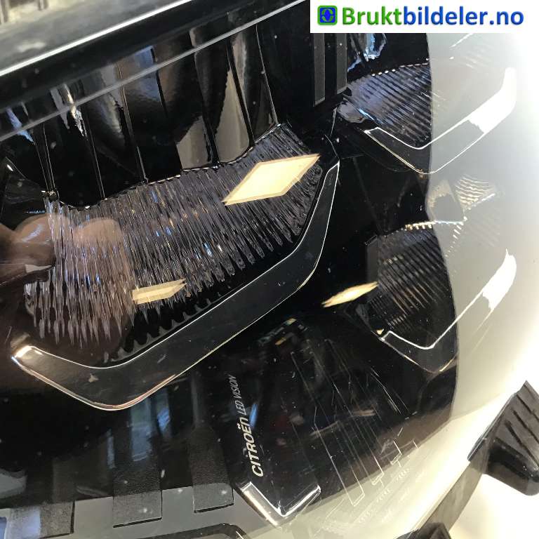 Frontlykt venstre halogen til Citroën ë-C4 2020-->> (CITROEN|9830649480|73243669|)