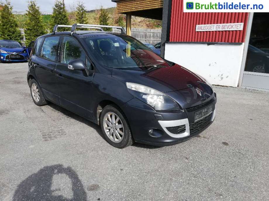 Støtfanger foran til Renault Scenic, 2003-2009 (Type II)  (RENAULT|)