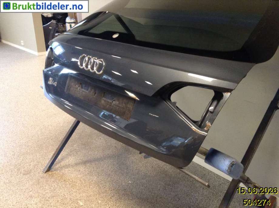 Bakluke til Audi A4 2007-2014 (Type IV) (B8) (B8) (AUDI|8K9 827 023|)