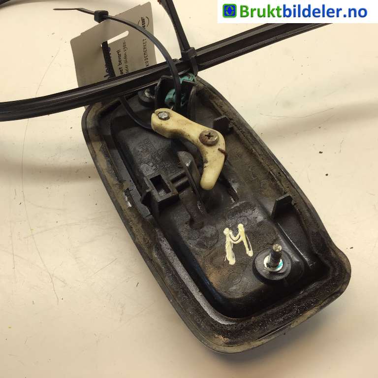 Bakluke/bakdør håndtak til Chevrolet Tahoe 2001-2005 (Type II)  (CHEVROLET|19299935|)