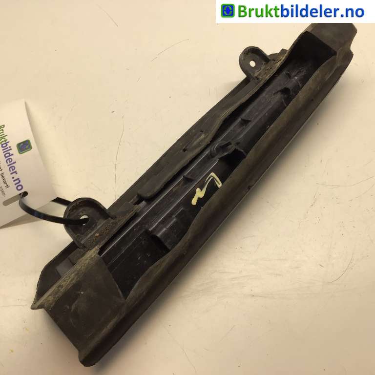 Baklykt bremselys bakrute til Chevrolet Tahoe 2001-2005 (Type II) (CHEVROLET|15170955|)