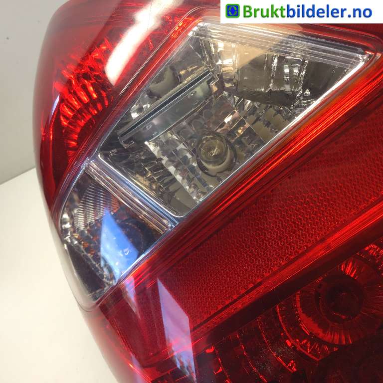 Baklykt venstre til Hyundai i20 2009-2014 (Type I)  (HYUNDAI|92401-1J000|)