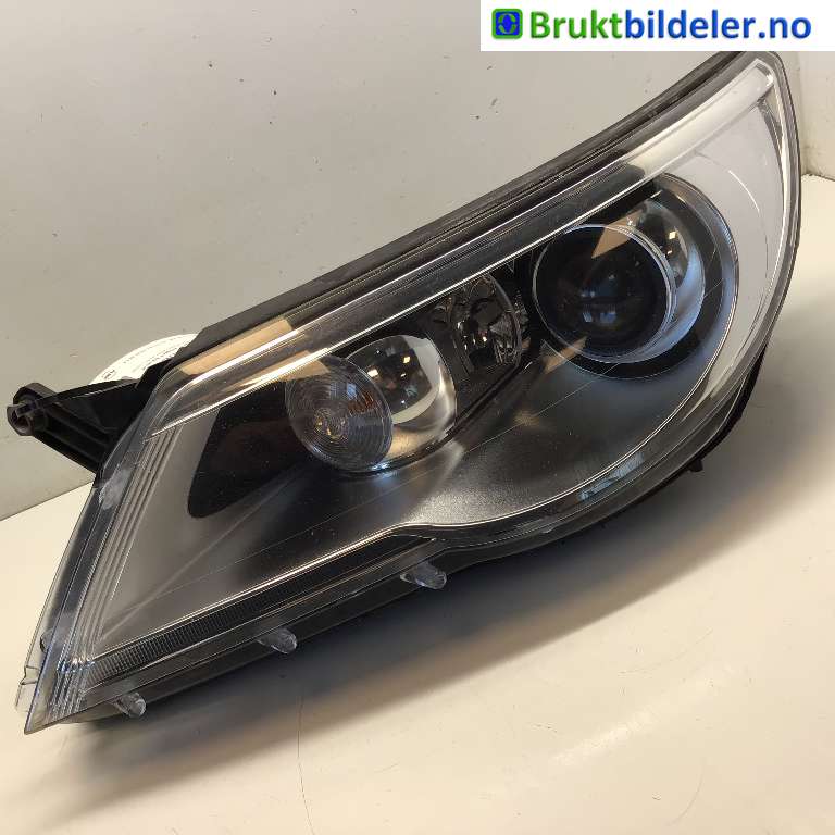Frontlykt venstre xenon til VW Tiguan, 2007-2011 (Type I, Fase 1)  (VOLKSWAGEN|5N1 941 031 K)