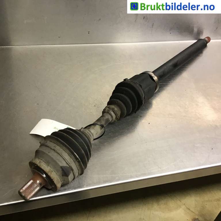 Drivaksel høyre foran til Volvo V70, 2005-2007 (Type II, Fase 2)  (VOLVO|P30681076)