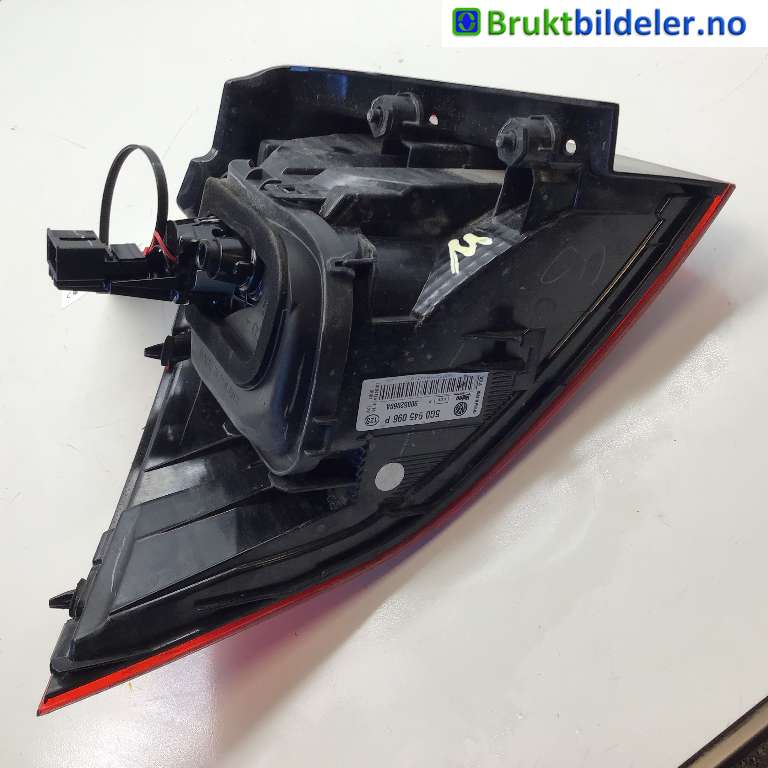 Baklykt høyre til VW Golf VII 2012-2017 (Fase 1)  (VOLKSWAGEN|5G0 945 096 P|90052060A|)