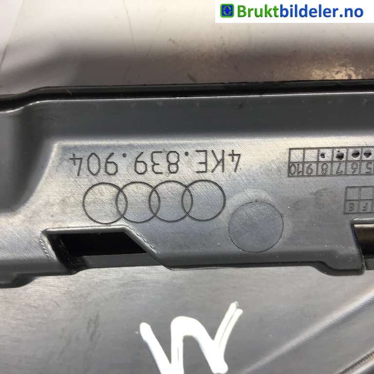 Diverse deler til Audi e-tron 2018-->>  (AUDI|4KE 839 904|)