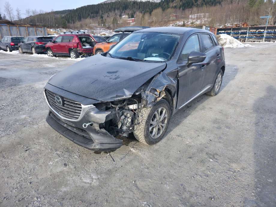 Dør venstre foran til Mazda CX-3 2015-2022  (MAZDA|)