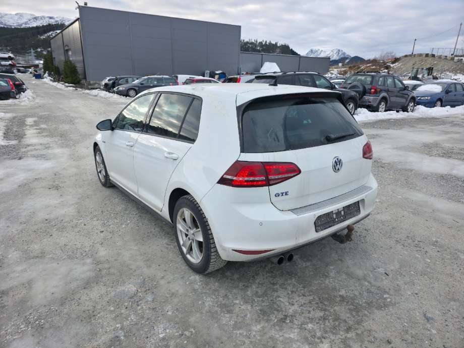Støtfanger bak til VW e-Golf 2014-2017 (Fase 1) (VOLKSWAGEN|)