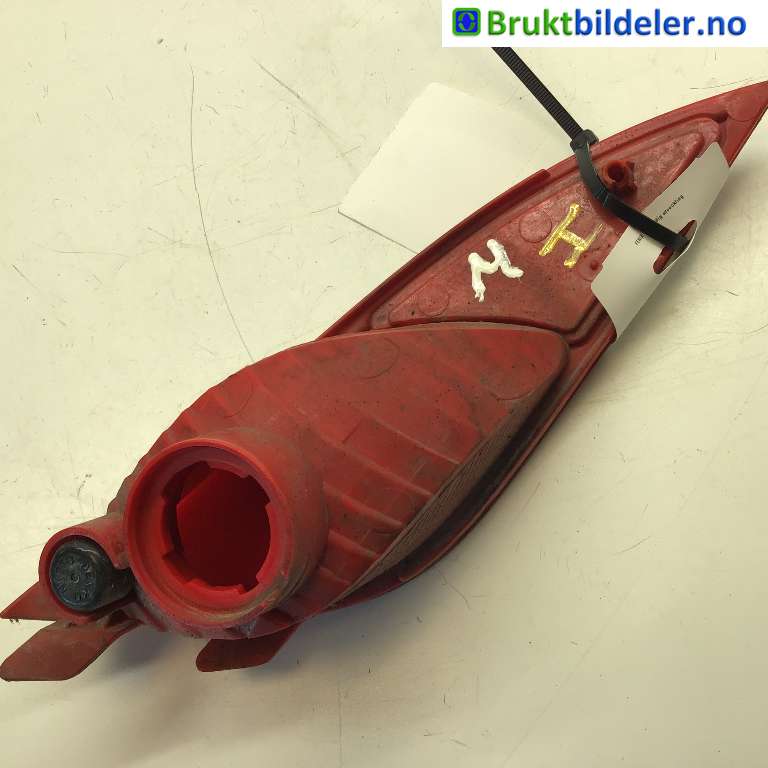 Baklykt fra støtfanger til Hyundai Ix35 2010-2015  (HYUNDAI|92406 2Y300|)