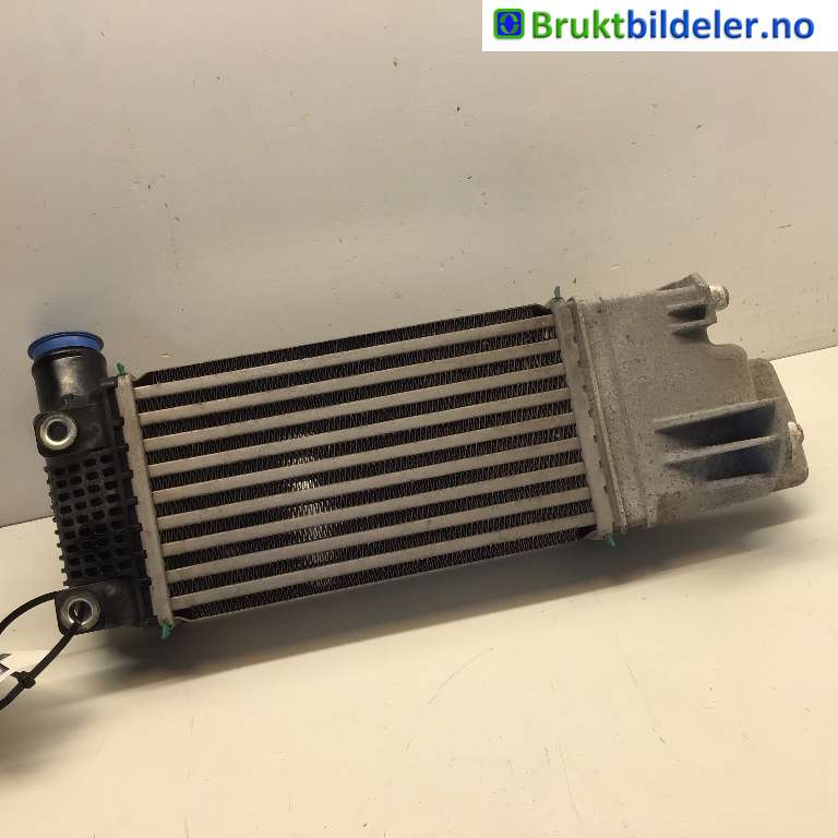Intercooler til Toyota Auris, 2010-2012 (Type I, Fase 2)  (TOYOTA|17900-0N040)