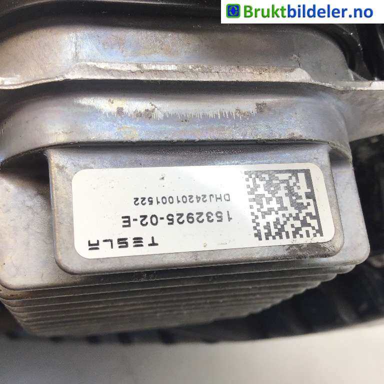 Frontlykt venstre halogen til Tesla Model 3 2018-2023 (Fase 1)  (TESLA|1514952-20-E|D6I24216000245|)