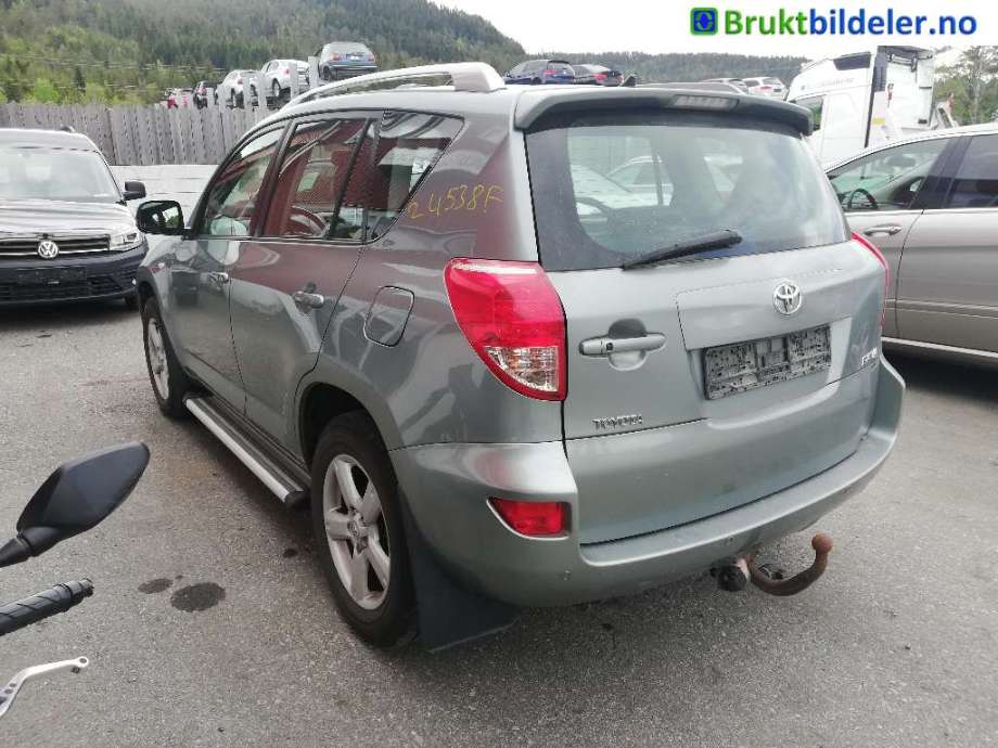 Baklykt venstre til Toyota RAV4, 2006-2009 (Type III, Fase 1) (TOYOTA|)