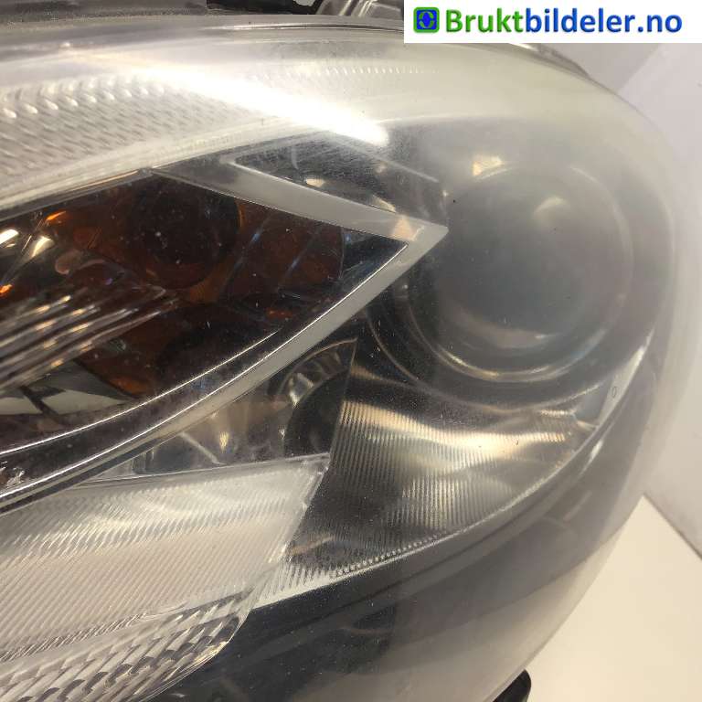 Frontlykt venstre xenon til Mazda 6 2010-2013 (Type II, Fase 2)  (MAZDA|GDK3510L0D|)