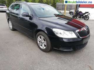 Skjerm høyre foran til Škoda Octavia, 2009-2013 (Type II, Fase 2)  (SKODA|)