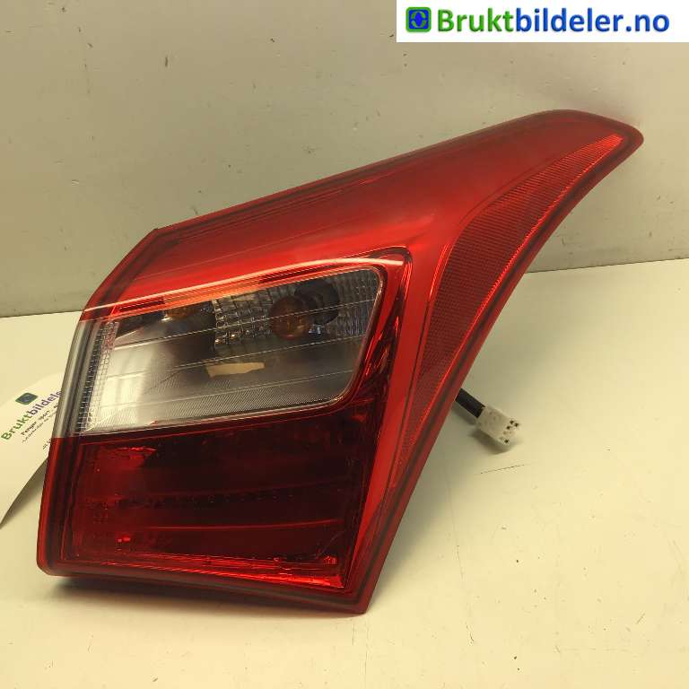 Baklykt høyre til Hyundai i30, 2012-2017 (Type II)  (HYUNDAI|92402A5020)