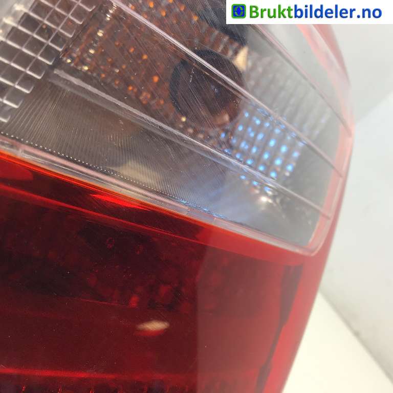 Baklykt høyre til Hyundai i30 2012-2017 (Type II)  (HYUNDAI|92402A5020|)