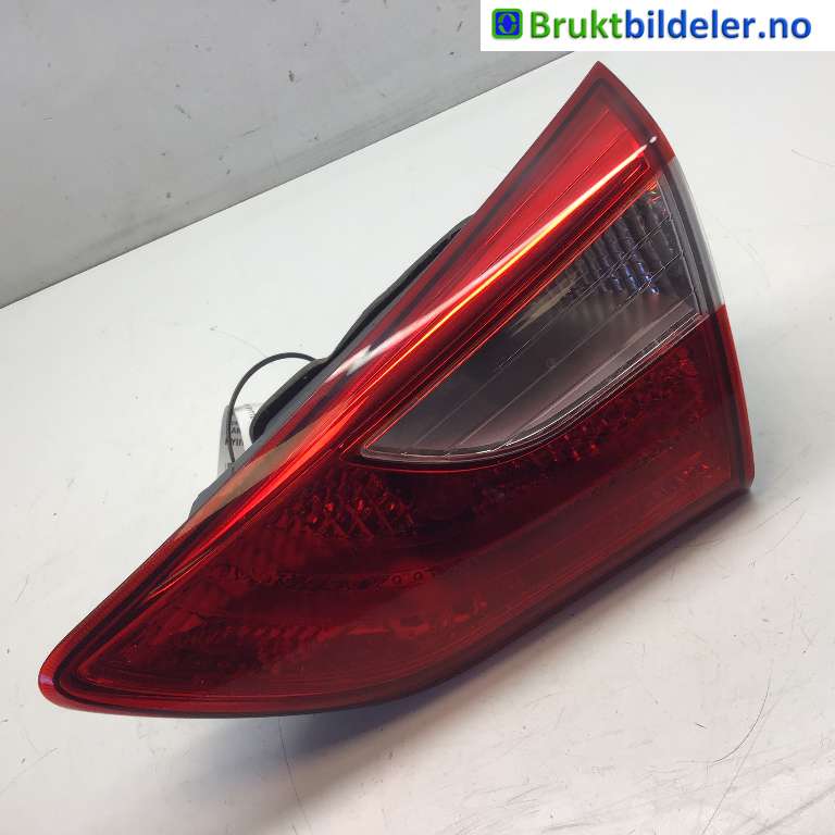 Baklykt høyre indre til Hyundai i30, 2012-2017 (Type II)  (HYUNDAI|92404A5010)