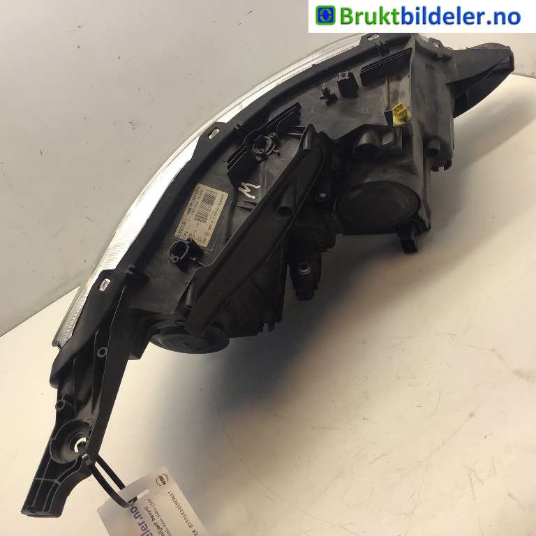 Frontlykt venstre halogen til Peugeot 2008 2013-2019 (Type I) (PEUGEOT|9815405780|90106476|)