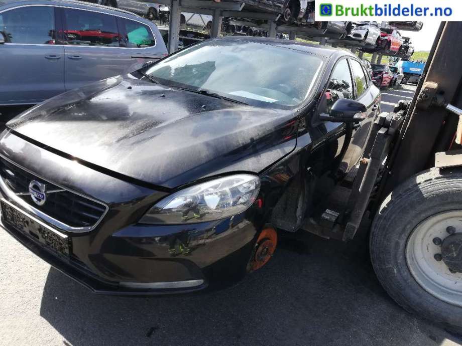 Skjerm venstre foran til Volvo V40 2012-2019 (VOLVO|31301261|)