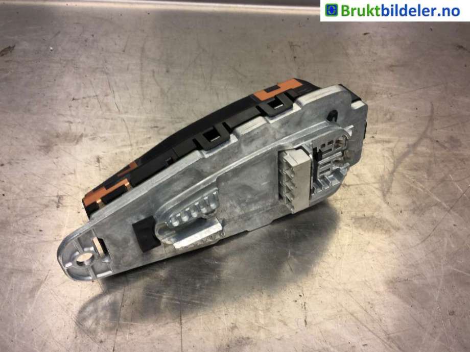 Antenne navigasjon til BMW X1 2015-2022 (F48) (F48) (BMW|9291484||65209291484)
