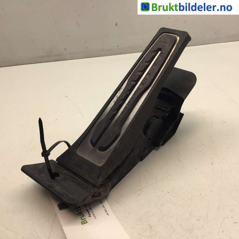 Pedal gass til BMW i4 2021-->> (G26) (G26) (BMW IX4|35 40 6 889 821|)